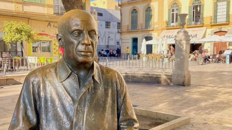 A Malaga Meander: The Ancient City's History - Audio Tour - Experience Highlights