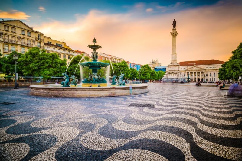 A Morning Exploration: A 1.5-Hour Private Tour of Lisbon - Itinerary Highlights