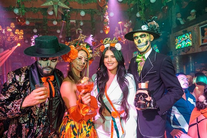 A Night Out in Medellin With Dinner and Drinks Included - Customer Reviews Highlights