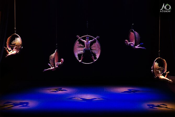 A O Show - Lune Production Included Pick Up And Drop Off - Local Food and Drinks Post-Show