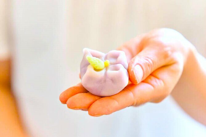 A perfect Japanese experience: Tea Ceremony and Mochi Forming - The Sum Up