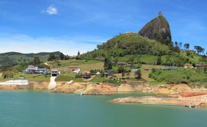 A Perfect Look at Guatapé: Tour With Everything You Can't Miss - Pickup and Transportation