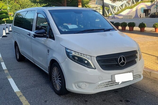 A Premium Airport Transfer Service - Vehicle and Driver Details