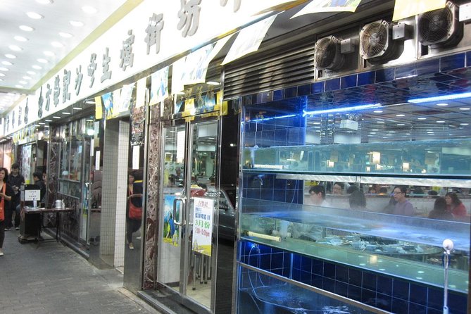 A Private City Tour of Hong Kong With Mercedes-Benz - Key Attractions