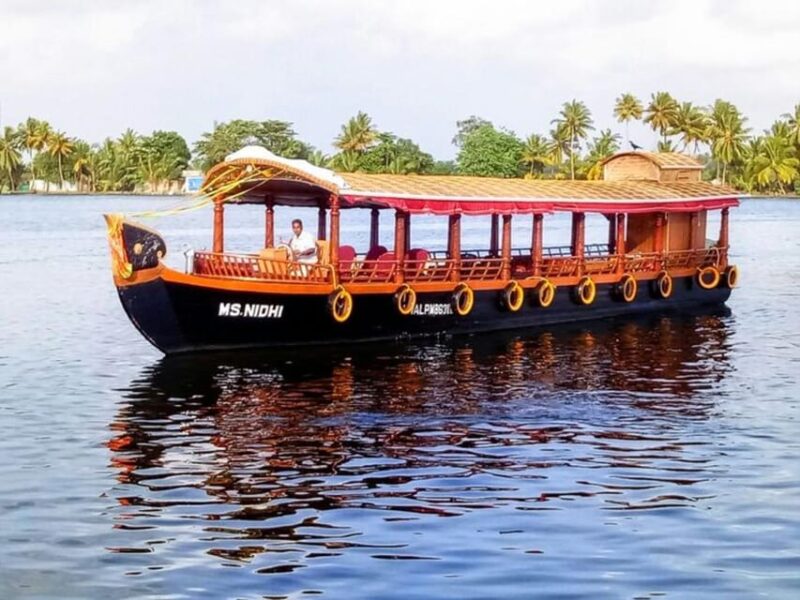 A Private Day Tour Through Alleppey, Marari, and Fort Kochi - Key Points