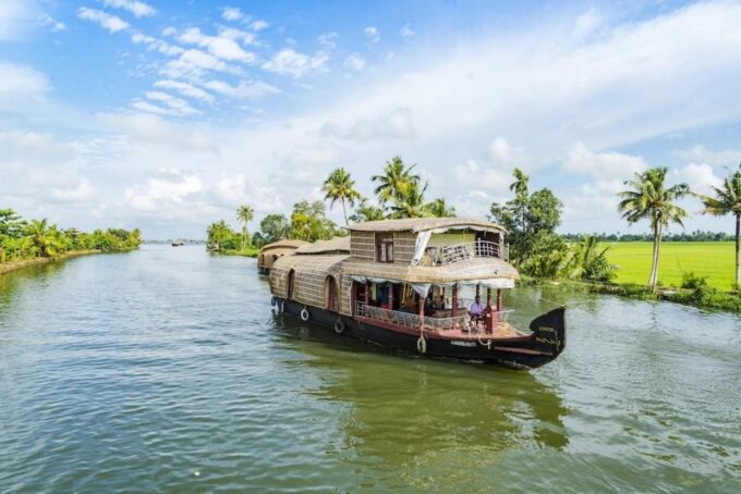 A Private Day Tour Through Alleppey, Marari, and Fort Kochi - Important Information
