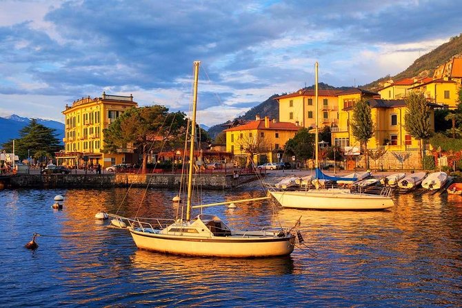 A Private Evening Cruise on Lake Como - Venetian-Style Boat Tour