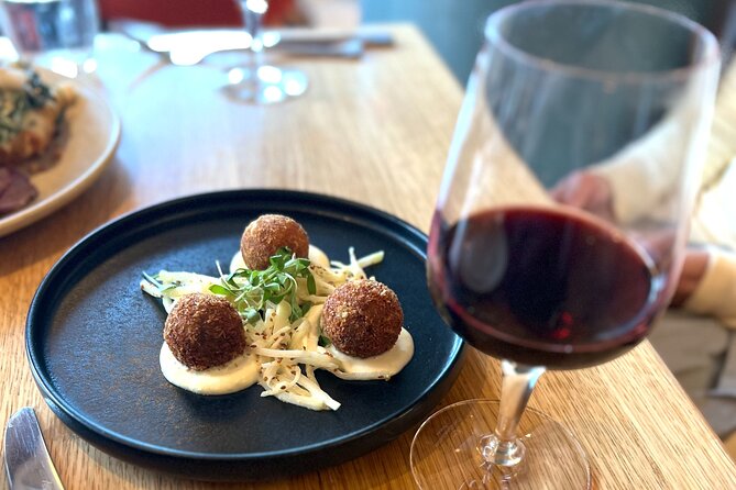 A Private Evening Tour With a Scottish Sommelier - Reviews