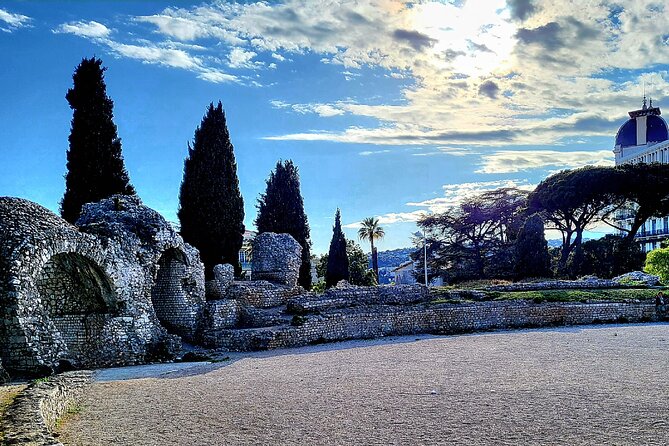 A Private Immersion in Nice - Guide Qualifications and Reviews