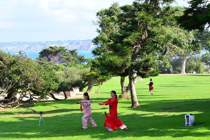 A Seaside Stroll: La Jollas Hidden Treasures Self-Guided Tour - Marine Life Encounters