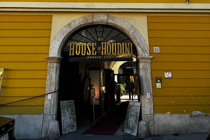 A Self-Guided Audio Tour of Budapest's Castle District - Flexible Sightseeing at Your Pace