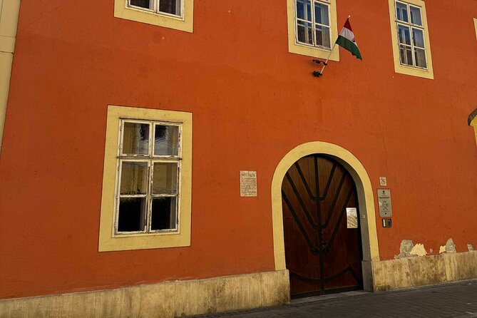 A Self-Guided Audio Tour of Budapest's Castle District - Booking and Pricing Details