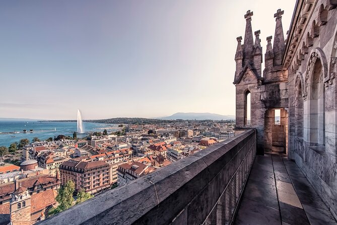 A Self-Guided Audio Tour of Geneva's Old Town - Tour Features