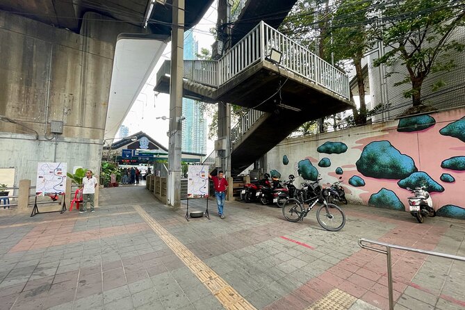 A Self-Guided Tour of Bangkoks Most Picturesque Sights - Key Points