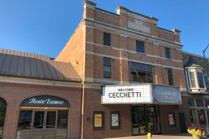 A Self-Guided Walking Audio Tour of Holland, Michigan - Key Points
