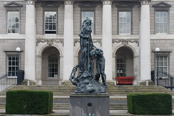A Self Guided Walking Tour of Dublins Docklands - What to Bring and Expect