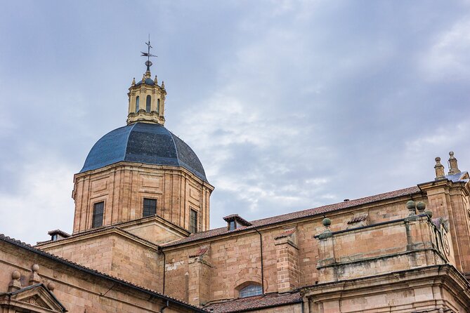 A Self-Guided Walking Tour of Salamanca - Discover the Convent of San Esteban