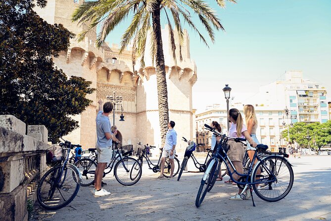 A Short Trip Excursion by Bike in Valencia! - Exploring Turia Gardens