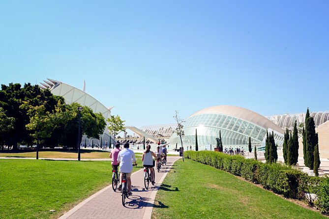 A Short Trip Excursion by Bike in Valencia! - Sights and Scenery
