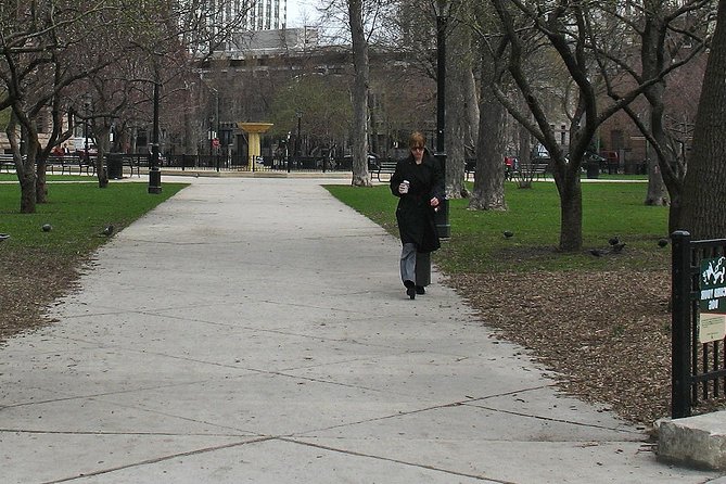 A Storied Neighborhood: a Self-Guided Audio Tour With Bill Ayers - Tour Logistics