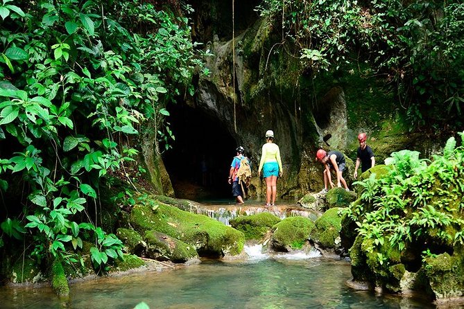 A.T.M Cave (Actun Tunichil Muknal) From Caye Caulker - Immersive Underground Scenery and Landscapes