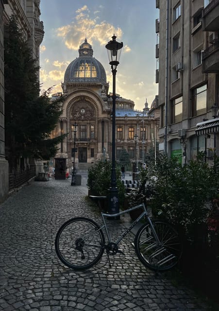 A Tale of Bucharest Old Town Walking Tour - Itinerary Highlights