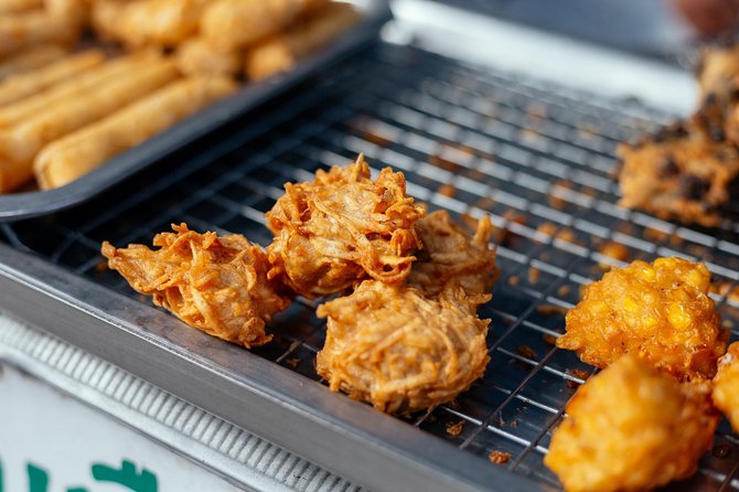 A Taste of Bangkok: Street Food Private Tour - Authentic Dishes to Savor