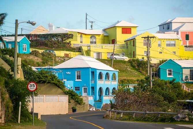 A Taste of Bermuda Rum Swizzle Experience - Inclusions and Amenities