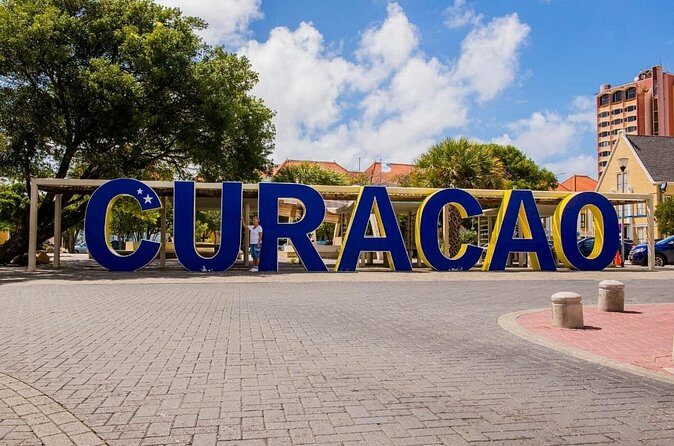 A Taste of Curaçao: City tour, Chobolobo & Mambo Beach Escape - Transportation and Practical Details