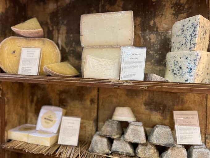A Taste Of Edinburgh Food Tour. Includes All Food & Drinks - Whisky Tasting