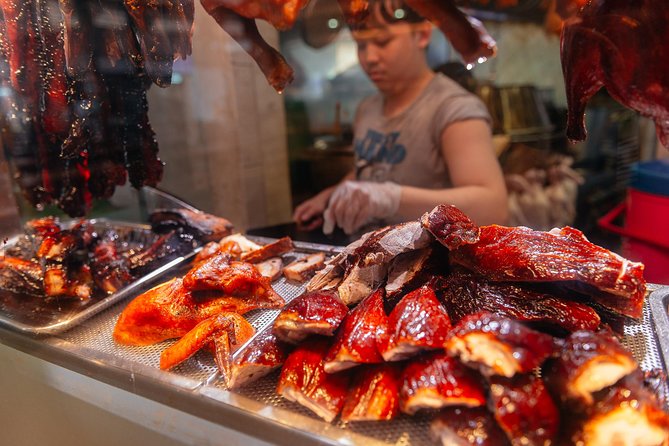 A Taste of Singapore: Hawker Center Private Customized Food Tour - Hainan-style Chicken Rice