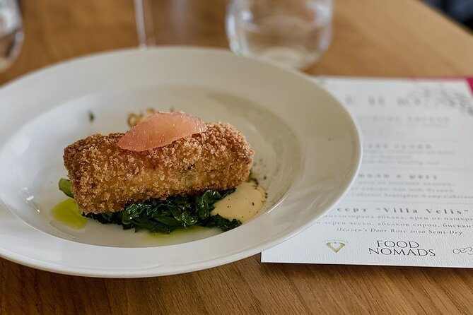 A Taste of Spring: Wine & Gourmet Food Experience in Villa Velis - Meeting and Transportation