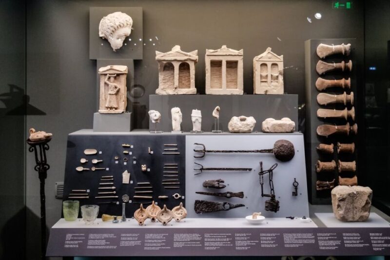 A Time Travel to the Past - Pickup and Transportation Details