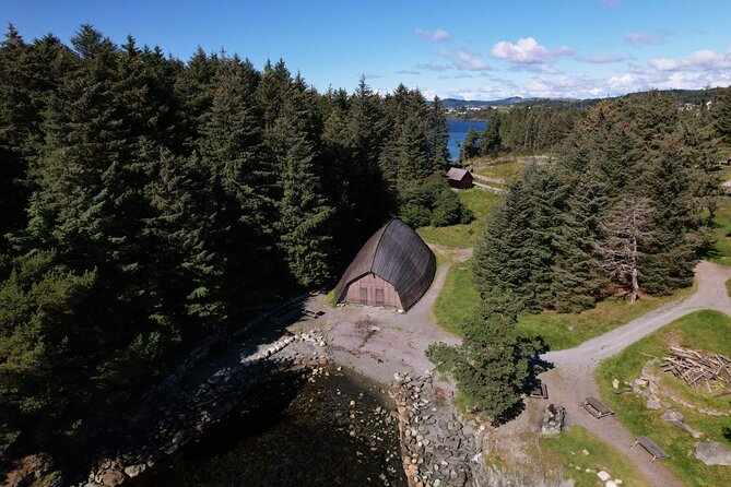 A Time Travelling Adventure to the Viking Farm, Avaldsnes+Tvp. - Discovering the Viking Langhouse
