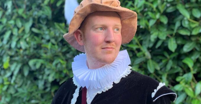 A Tour of Warwick With Queen Elizabeths Secret Lover - Historic Warwick Explored