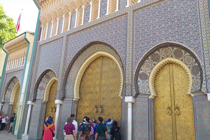 A Unique Experience In Fez With A Guide And A Driver (Full Day) - Visiting the Royal Palace