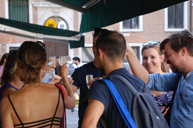 A Venetian Evening - Wine Tasting & Tapas Tour With a Local Guide - Savor the Wines and Tapas