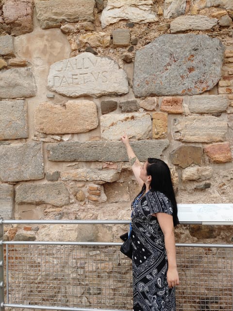 A Walk Through History: Easy Cartagena in 90 Minutes - Highlights of the Walking Tour