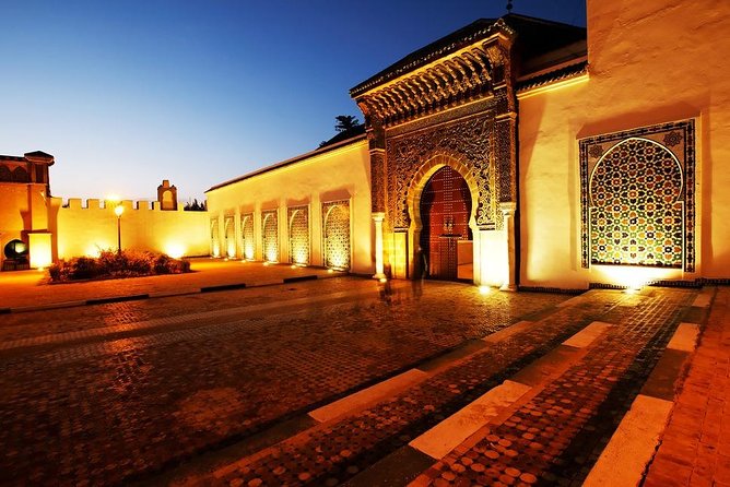 A Wonderful Private Day Trip to Volubilis, Moulay Driss Zarhoun, Meknes From Fez - Private Transportation