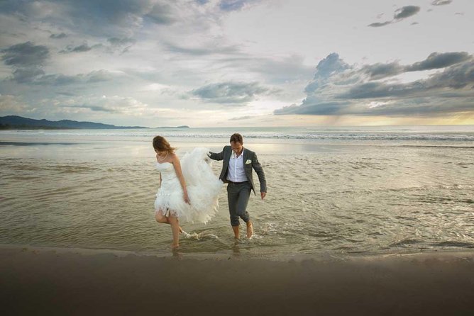 A03-Honeymoon Photo in Khao Lak - Preparing for the Shoot