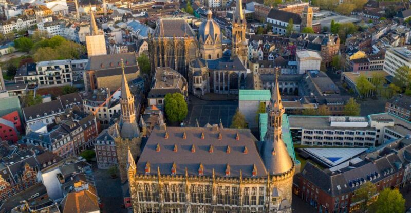 Aachen: City Exploration Game and Tour - App and Access Information