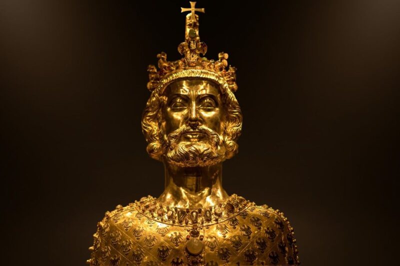 Aachen: Private Walking Tour With A Professional Guide - Historical Highlights