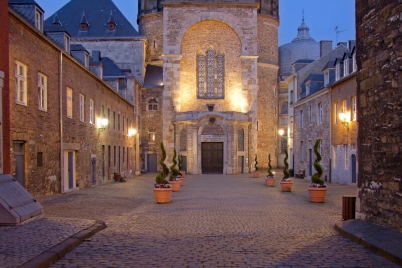 Aachen: Self-Guided Highlights Scavenger Hunt & Tour - Solving the Riddles