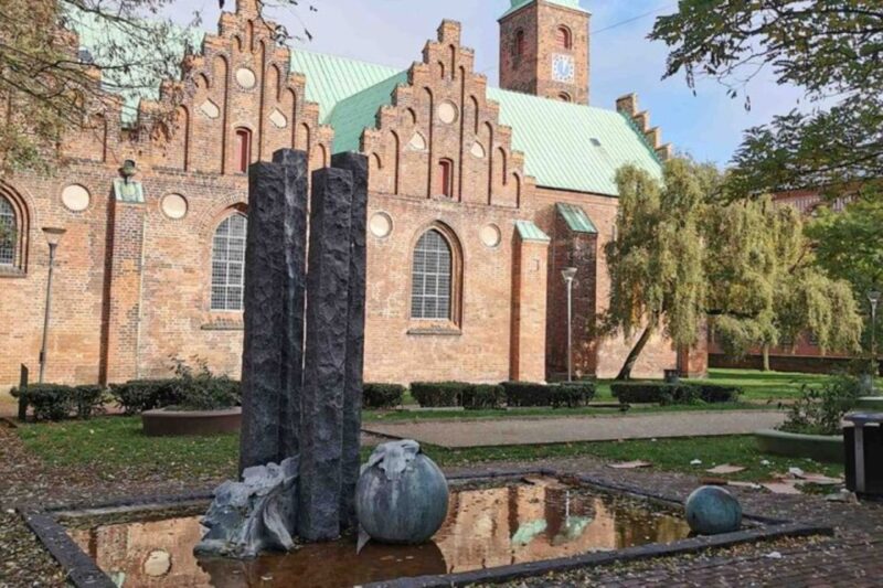 Aarhus: Historic Highlights Self-Guided Audio Tour - Good To Know