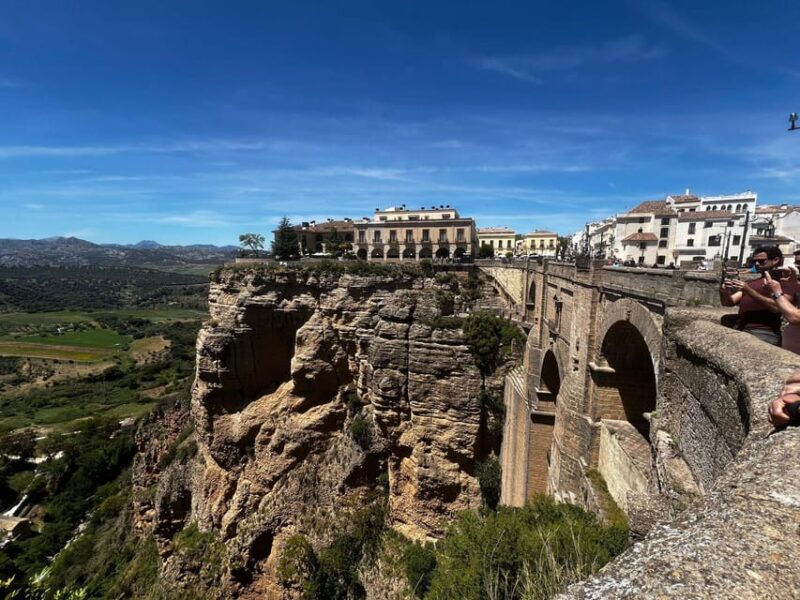 Ab Marbella: Private Tour Ronda Including Transfer - Key Points