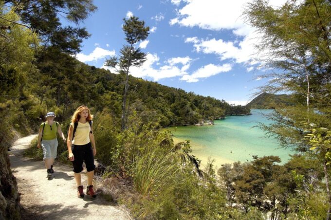 Abel Tasman National Park: Cruise, Walk & Sailing Tour - Self-guided Walk