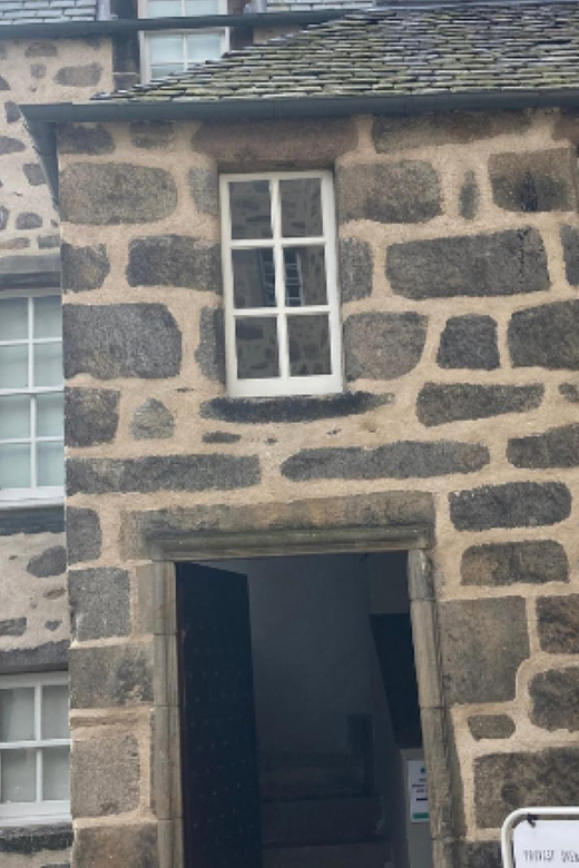 Aberdeen Scavenger Hunt and Sights Self-Guided Tour - Key Points