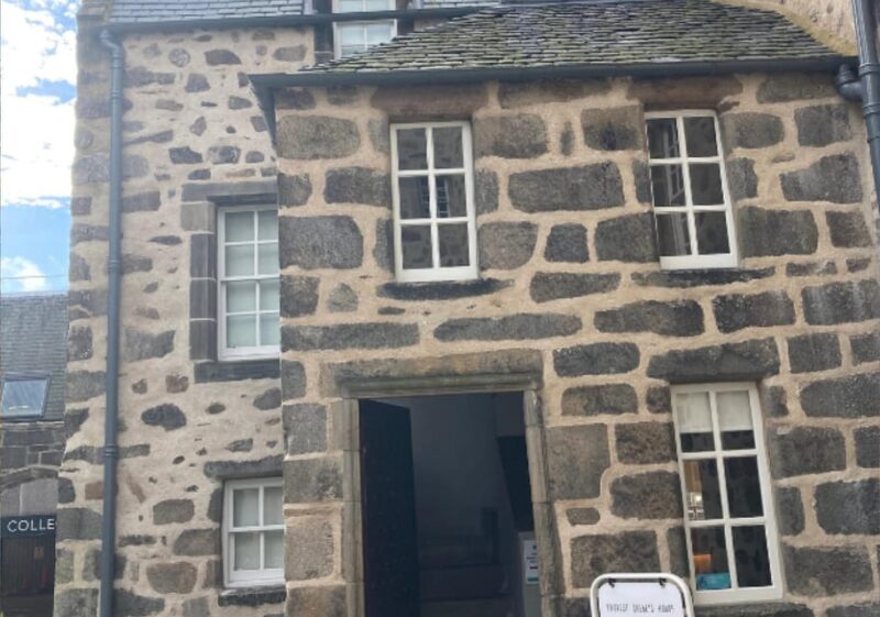 Aberdeen Scavenger Hunt and Sights Self-Guided Tour - Booking and Payment