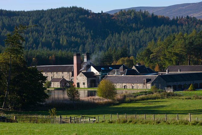 Aberdeen & Shire Castle & Distillery Private Group One Day Tour - Positive Reviews
