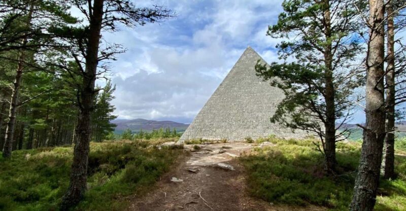 Aberdeenshire: Balmoral Cairns Walking Tour - Inclusions and Exclusions